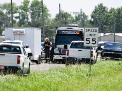 12 orang tewas setelah pesawat terjun payung jatuh di Missouri, kata pihak berwenang
| beritakitanih 12 orang tewas setelah pesawat terjun payung jatuh di Missouri, kata pihak berwenang
| beritakitanih