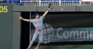 32-34 – Tas ekstra membuat Rangers berkemas dengan kekalahan 5-3 dari Royals
| beritakitanih 32-34 – Tas ekstra membuat Rangers berkemas dengan kekalahan 5-3 dari Royals
| beritakitanih