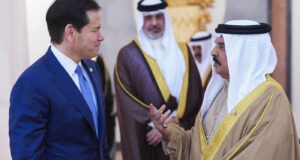AS dan Iran saling baku tembak meski ada gencatan senjata. Dan, Trump mencalonkan kepala ICE yang baru
| beritakitanih AS dan Iran saling baku tembak meski ada gencatan senjata. Dan, Trump mencalonkan kepala ICE yang baru
| beritakitanih
