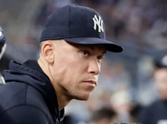 Aaron Judge didiagnosis menderita patah tulang karena stres, keluar setidaknya 4 minggu sebagai pukulan besar bagi Yankees
| beritakitanih Aaron Judge didiagnosis menderita patah tulang karena stres, keluar setidaknya 4 minggu sebagai pukulan besar bagi Yankees
| beritakitanih