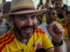 Abelardo De La Espriella, Kelompok Kanan yang Didukung Trump, Menuju Kemenangan di Kolombia
| beritakitanih Abelardo De La Espriella, Kelompok Kanan yang Didukung Trump, Menuju Kemenangan di Kolombia
| beritakitanih