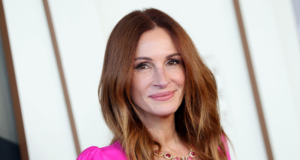 Ahli Kecantikan Julia Roberts Memiliki 7 Aturan Perawatan Kulit Musim Panas, dan Tidak Ada Satupun yang Melibatkan Tan
| beritakitanih Ahli Kecantikan Julia Roberts Memiliki 7 Aturan Perawatan Kulit Musim Panas, dan Tidak Ada Satupun yang Melibatkan Tan
| beritakitanih