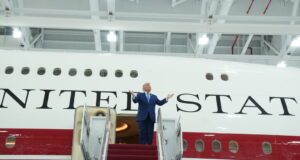 Air Force One Baru, melalui Qatar, Mendekati Penerbangan Kepresidenan Pertama
| beritakitanih Air Force One Baru, melalui Qatar, Mendekati Penerbangan Kepresidenan Pertama
| beritakitanih