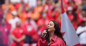 Alanis Morissette dan Michael Bublé Memulai Piala Dunia di Kanada Dengan Upacara Pembukaan Bertabur Bintang
| beritakitanih Alanis Morissette dan Michael Bublé Memulai Piala Dunia di Kanada Dengan Upacara Pembukaan Bertabur Bintang
| beritakitanih