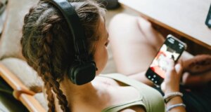 Alat Gratis Deezer Memindai Daftar Putar Streaming Anda untuk Musik Buatan AI
| beritakitanih Alat Gratis Deezer Memindai Daftar Putar Streaming Anda untuk Musik Buatan AI
| beritakitanih