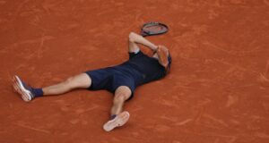 Alexander Zverev memenangkan Prancis Terbuka untuk akhirnya mendapatkan gelar Grand Slam pertamanya
| beritakitanih Alexander Zverev memenangkan Prancis Terbuka untuk akhirnya mendapatkan gelar Grand Slam pertamanya
| beritakitanih