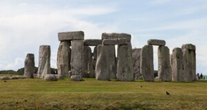 Altar Stone milik Stonehenge seberat 13.228 pon menempuh jarak 435 mil melalui upaya manusia, bukan gletser: Studi
| beritakitanih Altar Stone milik Stonehenge seberat 13.228 pon menempuh jarak 435 mil melalui upaya manusia, bukan gletser: Studi
| beritakitanih