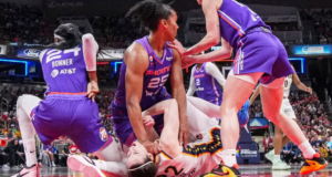 Alyssa Thomas dari Mercury menangguhkan satu pertandingan karena meninju tenggorokan Caitlin Clark saat menang atas Demam
| beritakitanih Alyssa Thomas dari Mercury menangguhkan satu pertandingan karena meninju tenggorokan Caitlin Clark saat menang atas Demam
| beritakitanih