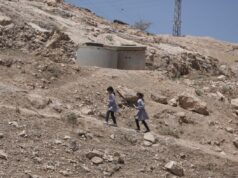 Amnesty menuduh pemerintah Israel melakukan ‘pembersihan etnis’ terhadap warga Palestina di Tepi Barat
| beritakitanih Amnesty menuduh pemerintah Israel melakukan 'pembersihan etnis' terhadap warga Palestina di Tepi Barat
| beritakitanih