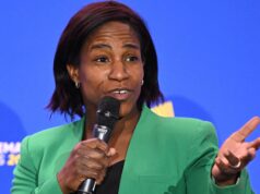 Anggota dewan RFU mengundurkan diri karena komentar Alphonsi yang diskriminatif
| beritakitanih Anggota dewan RFU mengundurkan diri karena komentar Alphonsi yang diskriminatif
| beritakitanih