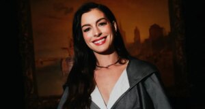 Anne Hathaway Bersinar, Begitu Juga Sorotan Barunya — Lihat Foto
| beritakitanih Anne Hathaway Bersinar, Begitu Juga Sorotan Barunya — Lihat Foto
| beritakitanih