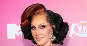Apakah RuPaul Segera Pensiun dari Drag Race? Michelle Visage Berkata…
| beritakitanih Apakah RuPaul Segera Pensiun dari Drag Race? Michelle Visage Berkata…
| beritakitanih