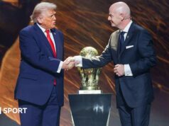 Apakah kasus wasit menunjukkan FIFA kehilangan kendali atas Piala Dunianya sendiri?
| beritakitanih Apakah kasus wasit menunjukkan FIFA kehilangan kendali atas Piala Dunianya sendiri?
| beritakitanih