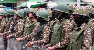 Aparat keamanan mendesak penduduk desa Manipur untuk menyadarkan generasi muda agar tidak terbawa oleh kekerasan
| beritakitanih Aparat keamanan mendesak penduduk desa Manipur untuk menyadarkan generasi muda agar tidak terbawa oleh kekerasan
| beritakitanih