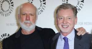 Apresiasi James Burrows: Warren Littlefield Mengatakan “Tidak Akan Ada ‘TV yang Harus Ditonton’ di NBC Tanpa Jimmy” (Eksklusif)
| beritakitanih Apresiasi James Burrows: Warren Littlefield Mengatakan “Tidak Akan Ada 'TV yang Harus Ditonton' di NBC Tanpa Jimmy” (Eksklusif)
| beritakitanih