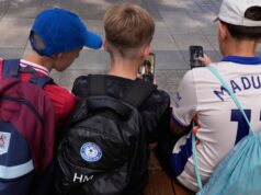 Australia berencana untuk memperkuat undang-undang yang melarang anak-anak menggunakan media sosial
| beritakitanih Australia berencana untuk memperkuat undang-undang yang melarang anak-anak menggunakan media sosial
| beritakitanih