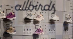 BIRD mulai terbang: Peralihan Allbirds ke perusahaan AI, Smartbird, merupakan sebuah perubahan besar—hal ini berdampak baik bagi saham
| beritakitanih BIRD mulai terbang: Peralihan Allbirds ke perusahaan AI, Smartbird, merupakan sebuah perubahan besar—hal ini berdampak baik bagi saham
| beritakitanih