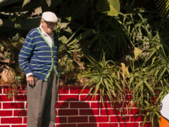 Bagaimana David Hockney Mengajari Los Angeles untuk Melihat Dirinya Sendiri
| beritakitanih Bagaimana David Hockney Mengajari Los Angeles untuk Melihat Dirinya Sendiri
| beritakitanih
