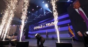 Bagaimana ‘Dukungan Lengkap dan Total’ Trump telah mengubah Partai Republik
| beritakitanih Bagaimana 'Dukungan Lengkap dan Total' Trump telah mengubah Partai Republik
| beritakitanih