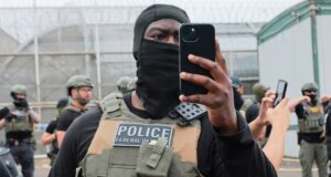 Beberapa polisi setempat memiliki akses ke aplikasi pengenalan wajah ICE
| beritakitanih Beberapa polisi setempat memiliki akses ke aplikasi pengenalan wajah ICE
| beritakitanih