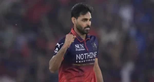 ‘Bhuvneshwar Kumar mengejutkan saya tentang betapa luar biasa dia’: Pelatih kepala RCB Andy Flower
| beritakitanih 'Bhuvneshwar Kumar mengejutkan saya tentang betapa luar biasa dia': Pelatih kepala RCB Andy Flower
| beritakitanih