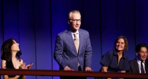 Bill Maher Dipuji atas Keberanian dan Menjadi ‘Pelawan Utama’ Saat Menerima Penghargaan Mark Twain dari Kennedy Center
| beritakitanih Bill Maher Dipuji atas Keberanian dan Menjadi 'Pelawan Utama' Saat Menerima Penghargaan Mark Twain dari Kennedy Center
| beritakitanih