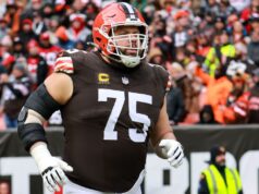 Bintang Browns LG Bitonio pensiun setelah 12 musim
| beritakitanih Bintang Browns LG Bitonio pensiun setelah 12 musim
| beritakitanih