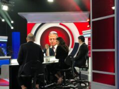 Bintang Saluran TV Israel untuk Penggemar Bibi Nyalakan Trump
| beritakitanih Bintang Saluran TV Israel untuk Penggemar Bibi Nyalakan Trump
| beritakitanih