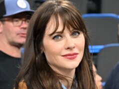 Blue Kicks Zooey Deschanel Adalah Cetak Biru Gaya Musim Panas yang Aneh
| beritakitanih Blue Kicks Zooey Deschanel Adalah Cetak Biru Gaya Musim Panas yang Aneh
| beritakitanih