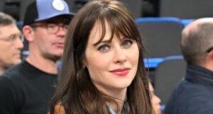 Blue Kicks Zooey Deschanel Adalah Cetak Biru Gaya Musim Panas yang Aneh
| beritakitanih Blue Kicks Zooey Deschanel Adalah Cetak Biru Gaya Musim Panas yang Aneh
| beritakitanih