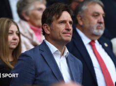 Bos sepak bola Welsh mengungkapkan biaya £150 juta untuk meningkatkan fasilitas
| beritakitanih Bos sepak bola Welsh mengungkapkan biaya £150 juta untuk meningkatkan fasilitas
| beritakitanih