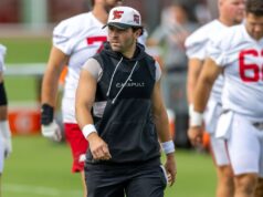 Bowles mendukung Mayfield sebagai QB jangka panjang di tengah pembicaraan
| beritakitanih Bowles mendukung Mayfield sebagai QB jangka panjang di tengah pembicaraan
| beritakitanih