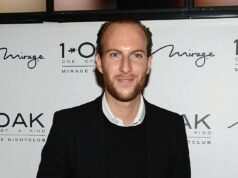 “Brendan Fitzpatrick dari Anak Kaya Menggugat Atas Dugaan Skema $80 Juta”.
| beritakitanih "Brendan Fitzpatrick dari Anak Kaya Menggugat Atas Dugaan Skema $80 Juta".
| beritakitanih