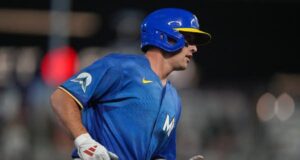 Brooks Lee homers, Twins mencetak empat run di set keenam dalam kemenangan 5-3 atas Royals
| beritakitanih Brooks Lee homers, Twins mencetak empat run di set keenam dalam kemenangan 5-3 atas Royals
| beritakitanih