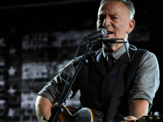 Bruce Springsteen, U2, Stevie Wonder, Lebih Banyak Bintang Akan Tampil di Pembukaan Obama Presidential Center
| beritakitanih Bruce Springsteen, U2, Stevie Wonder, Lebih Banyak Bintang Akan Tampil di Pembukaan Obama Presidential Center
| beritakitanih