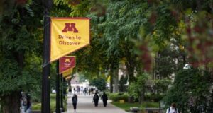 Bupati U of M akan melakukan pemungutan suara mengenai kenaikan biaya sekolah dan pemotongan anggaran
| beritakitanih Bupati U of M akan melakukan pemungutan suara mengenai kenaikan biaya sekolah dan pemotongan anggaran
| beritakitanih