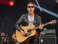Callum Beattie bergabung dalam barisan perayaan David Bowie ‘Live On The Loch’
| beritakitanih Callum Beattie bergabung dalam barisan perayaan David Bowie 'Live On The Loch'
| beritakitanih