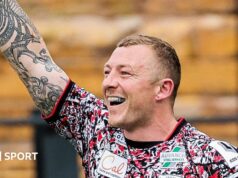 Charnley memecahkan rekor percobaan saat Leigh mengalahkan Bradford
| beritakitanih Charnley memecahkan rekor percobaan saat Leigh mengalahkan Bradford
| beritakitanih