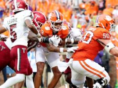 Clemson WR Smith mendapat perintah untuk bermain di ’26
| beritakitanih Clemson WR Smith mendapat perintah untuk bermain di '26
| beritakitanih