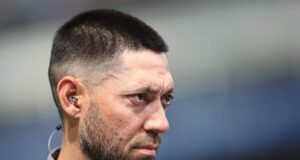 Clint Dempsey mengatakan ‘tetap di jalurmu’ saat dia mengecam komentar lagu kebangsaan Jesse Marsch
| beritakitanih Clint Dempsey mengatakan 'tetap di jalurmu' saat dia mengecam komentar lagu kebangsaan Jesse Marsch
| beritakitanih