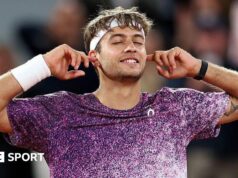 Cobolli menggunakan pancuran Nadal untuk meraih kemenangan di Prancis Terbuka
| beritakitanih Cobolli menggunakan pancuran Nadal untuk meraih kemenangan di Prancis Terbuka
| beritakitanih