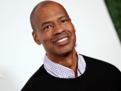 Collins akan menerima penghargaan ESPYS Ashe secara anumerta
| beritakitanih Collins akan menerima penghargaan ESPYS Ashe secara anumerta
| beritakitanih