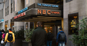Comcast untuk Memutar NBCUniversal, Mengakhiri Persatuan Panjang Kabel dan Media
| beritakitanih Comcast untuk Memutar NBCUniversal, Mengakhiri Persatuan Panjang Kabel dan Media
| beritakitanih