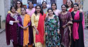 ‘Cool Ladies Club’ disutradarai oleh 10 wanita kelas pekerja. Mereka memenuhi gelar tersebut
| beritakitanih 'Cool Ladies Club' disutradarai oleh 10 wanita kelas pekerja. Mereka memenuhi gelar tersebut
| beritakitanih