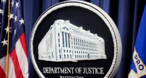 DOJ mengatakan seorang pria mengajukan permohonan izin tinggal dengan dua nama
| beritakitanih DOJ mengatakan seorang pria mengajukan permohonan izin tinggal dengan dua nama
| beritakitanih