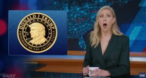 Desi Lydic Meludahi Harga Koin Emas Trump
| beritakitanih Desi Lydic Meludahi Harga Koin Emas Trump
| beritakitanih