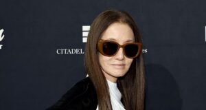 Di dalam Dunia Glamor Vera Wang
| beritakitanih Di dalam Dunia Glamor Vera Wang
| beritakitanih