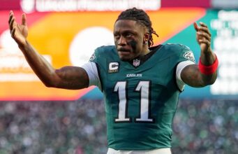Did New England finally get its WR1 in A.J. Brown?… | beritakitanih Did New England finally get its WR1 in A.J. Brown?... | beritakitanih