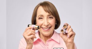 Didi Conn tentang Rambut Beruban, Kulit Bercahaya dan Kehidupan Setelah ‘Gemuk’
| beritakitanih Didi Conn tentang Rambut Beruban, Kulit Bercahaya dan Kehidupan Setelah 'Gemuk'
| beritakitanih