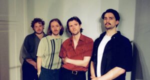 Do Nothing mengumumkan album baru ‘Friend World’ dengan single melankolis ‘Stars’
| beritakitanih Do Nothing mengumumkan album baru 'Friend World' dengan single melankolis 'Stars'
| beritakitanih